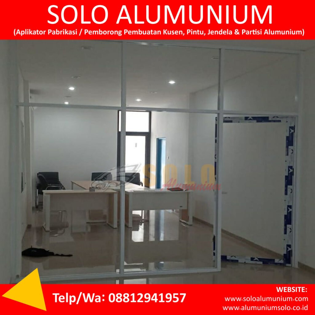 partisi alumunium solo